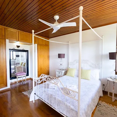 Casa De Pedras Alvas *